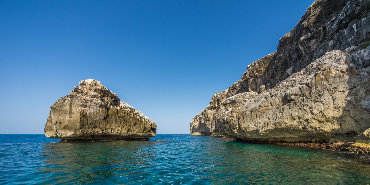 CYB-Blog-Content-Image-Little-Cayman-Brac-(1280x640)