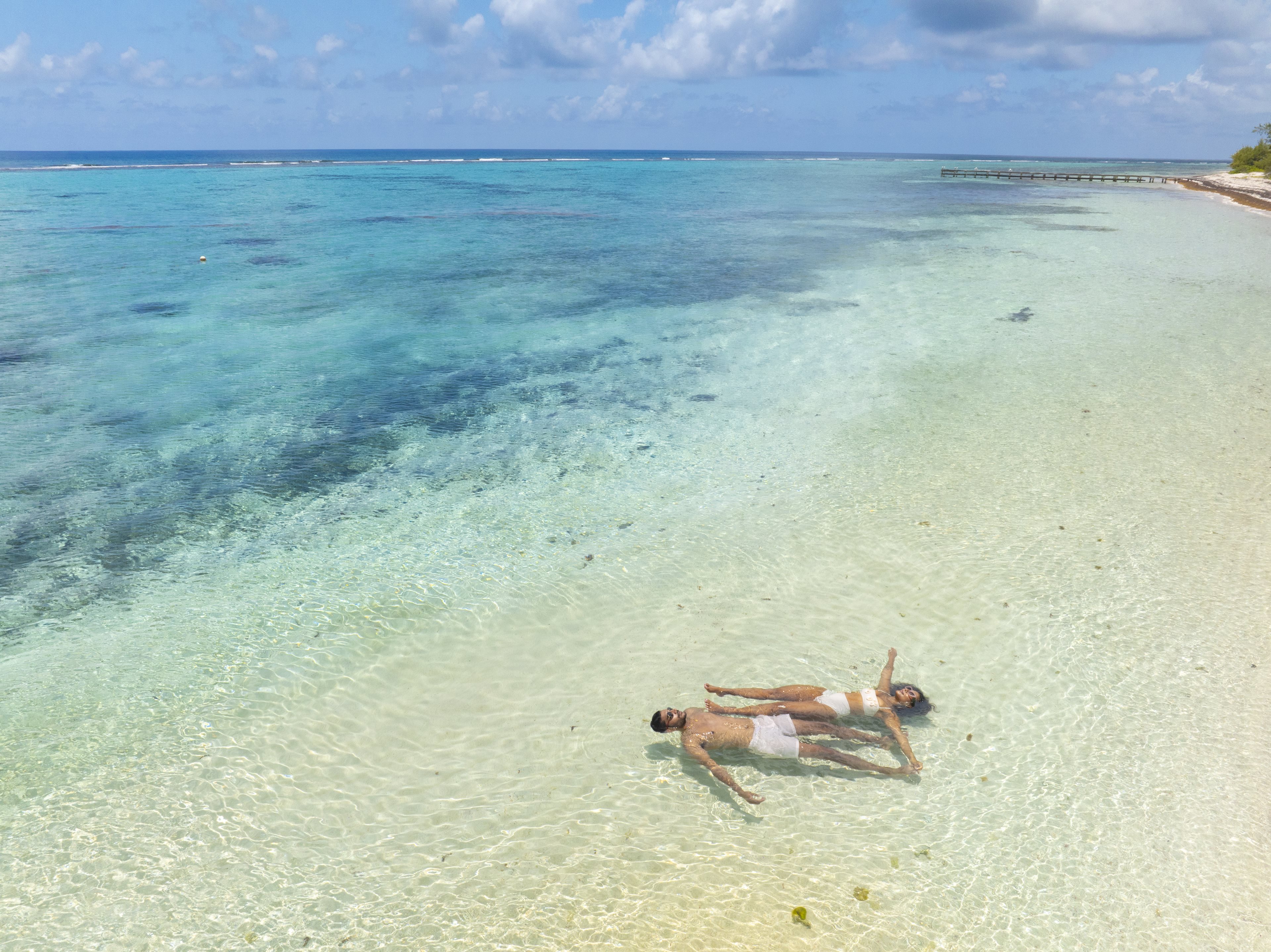 LCM_CoupleInWater_PointOfSand-2