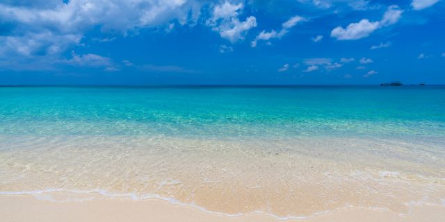 Cayman Airways airfares now on sale
