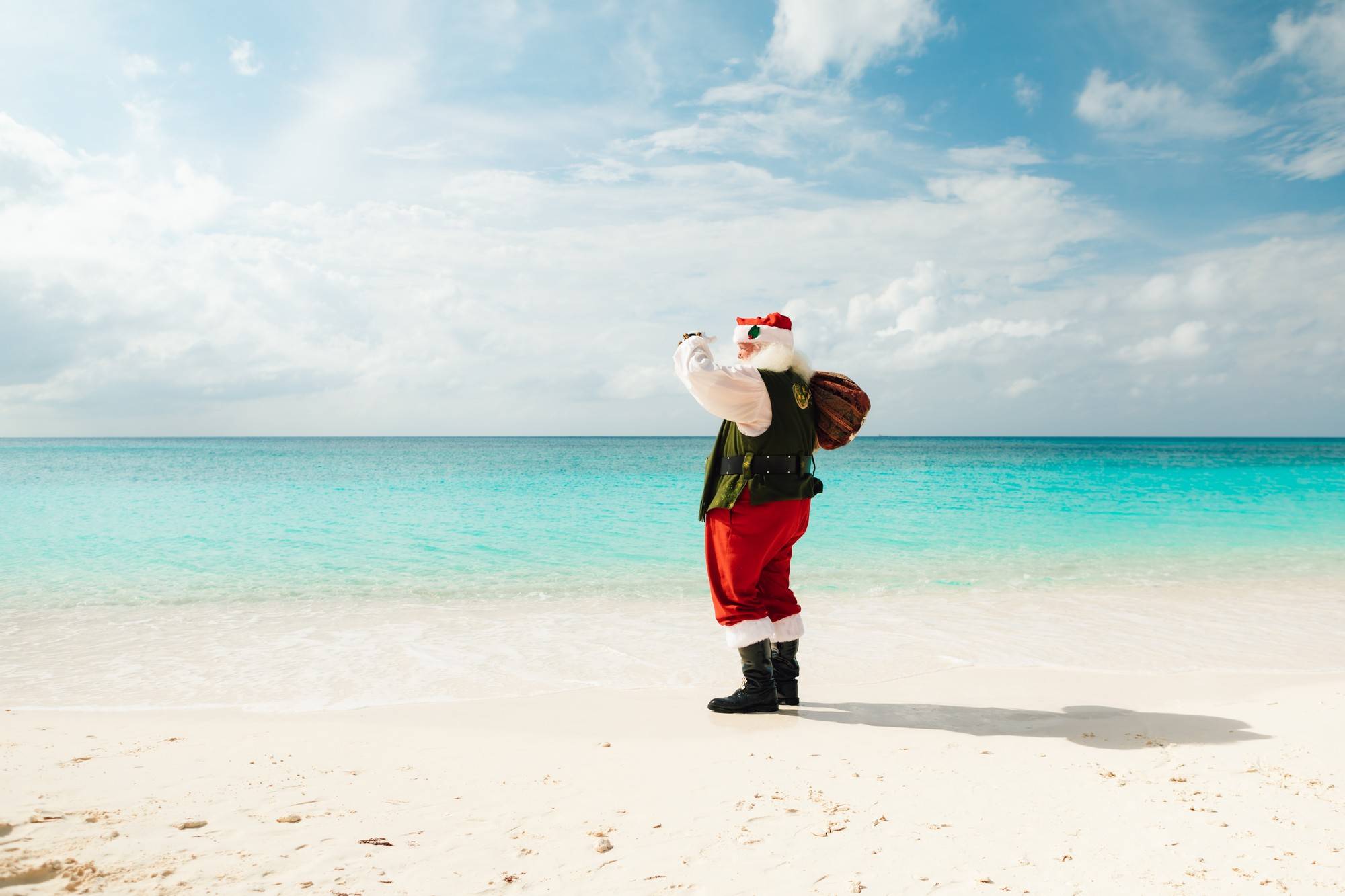 Santa-on-the-Beach-1