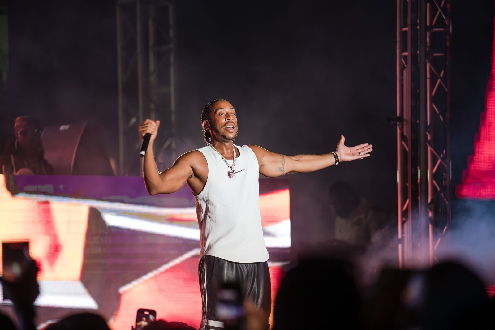 Large-Out-Of-This-World-2025-19