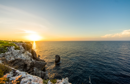 Bluff edge sunrise